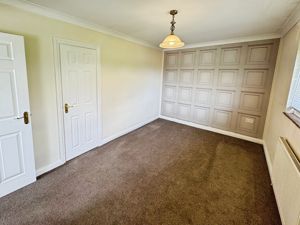 BELLFIELD AVENUE- click for photo gallery